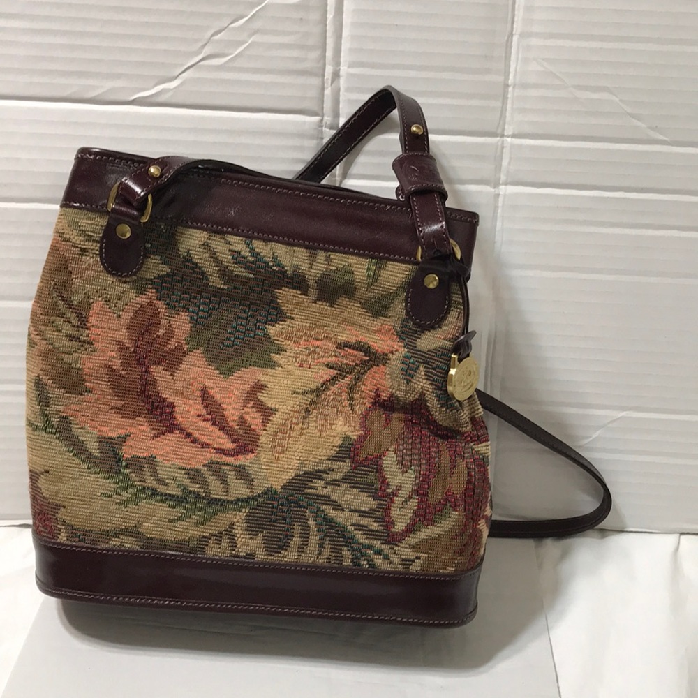 New! Brahmin leather and upholstery fabric adjustable straps shoulder bag